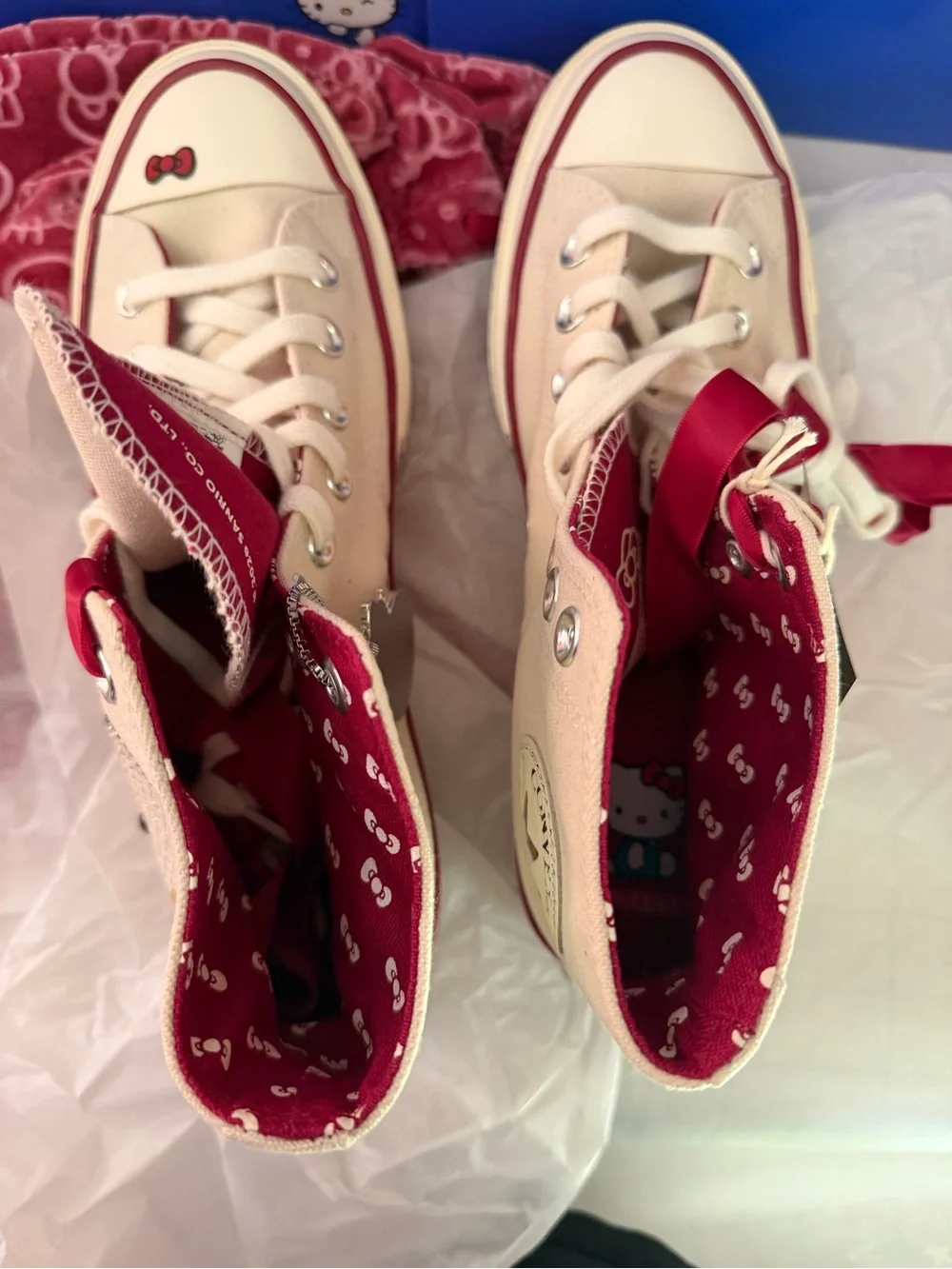 Converse X Hello Kitty Chuck 70 Hi Swarovski